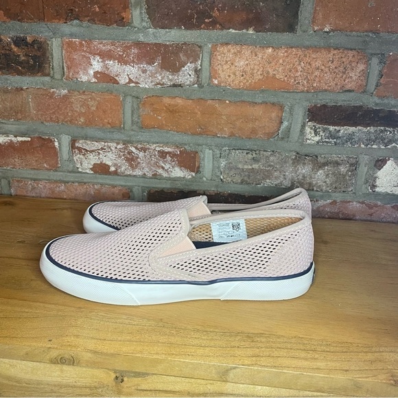 Shoes - 𝅺Blush Slip On Sperry’s